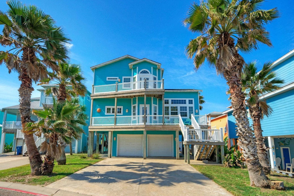 Ocean View Escape w/ Boardwalk + Pool Access Point Break by Avantstay