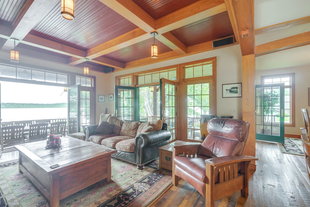Luxe Family Home on Orange Lake w/ Private Dock!