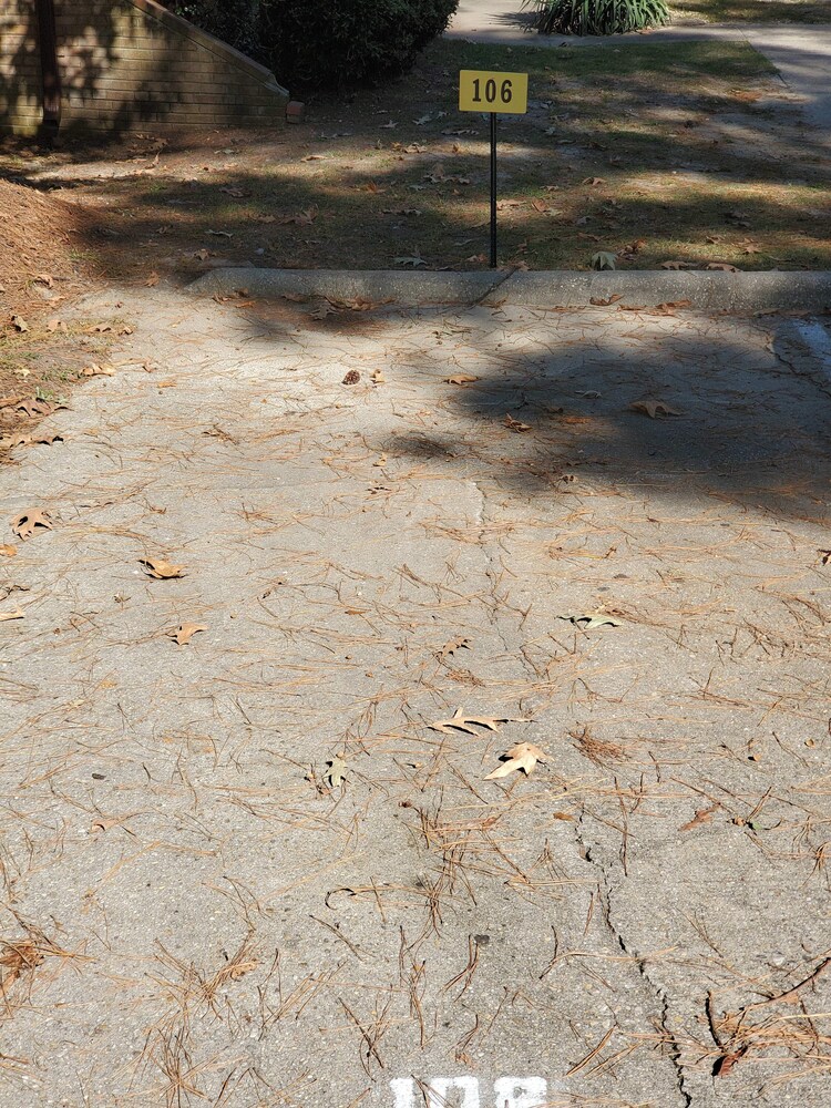Fayetteville Vacations - No Place Like Homeplace! II - Property Image 6