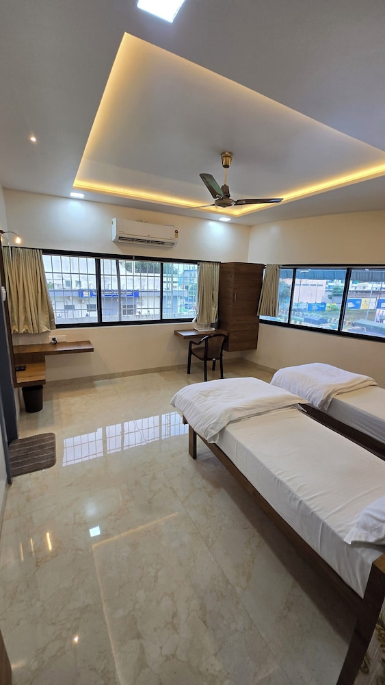 Hotel Priyanka palace lodging