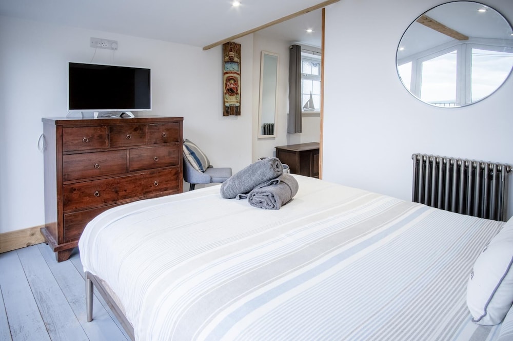 Beachwood - 2 Bedroom Cottage - Penally