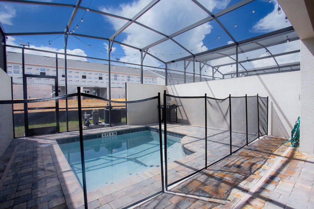 Magic Kingdom House- Brand Luxury Pool Home