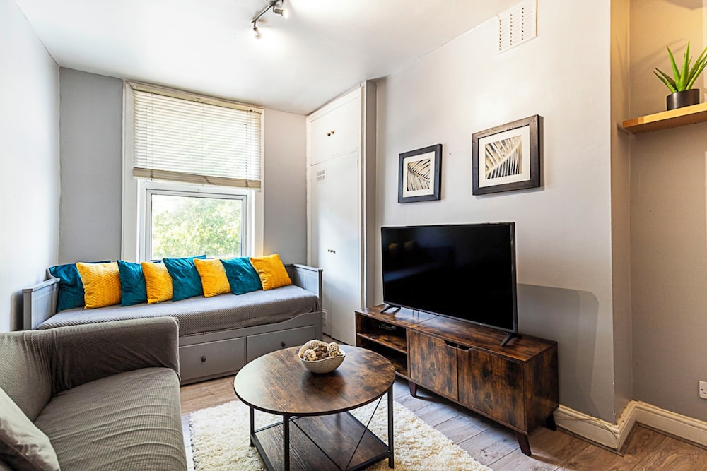 Stylish City Retreat