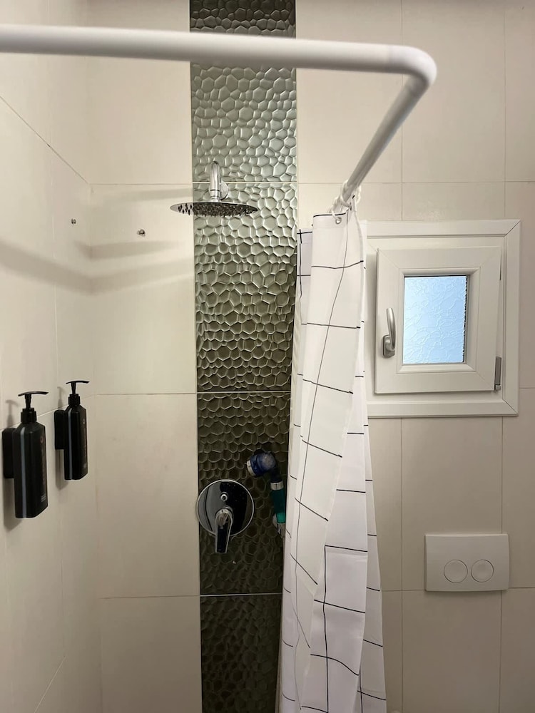 Elegant and Cozy Escape in Nikopoli Thessaloniki