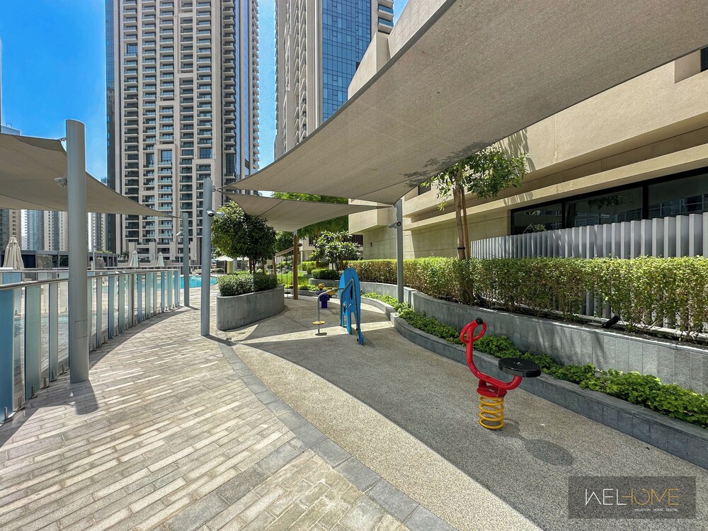 WelHome - Luxury Apartment Facing Burj Khalifa With Terrace