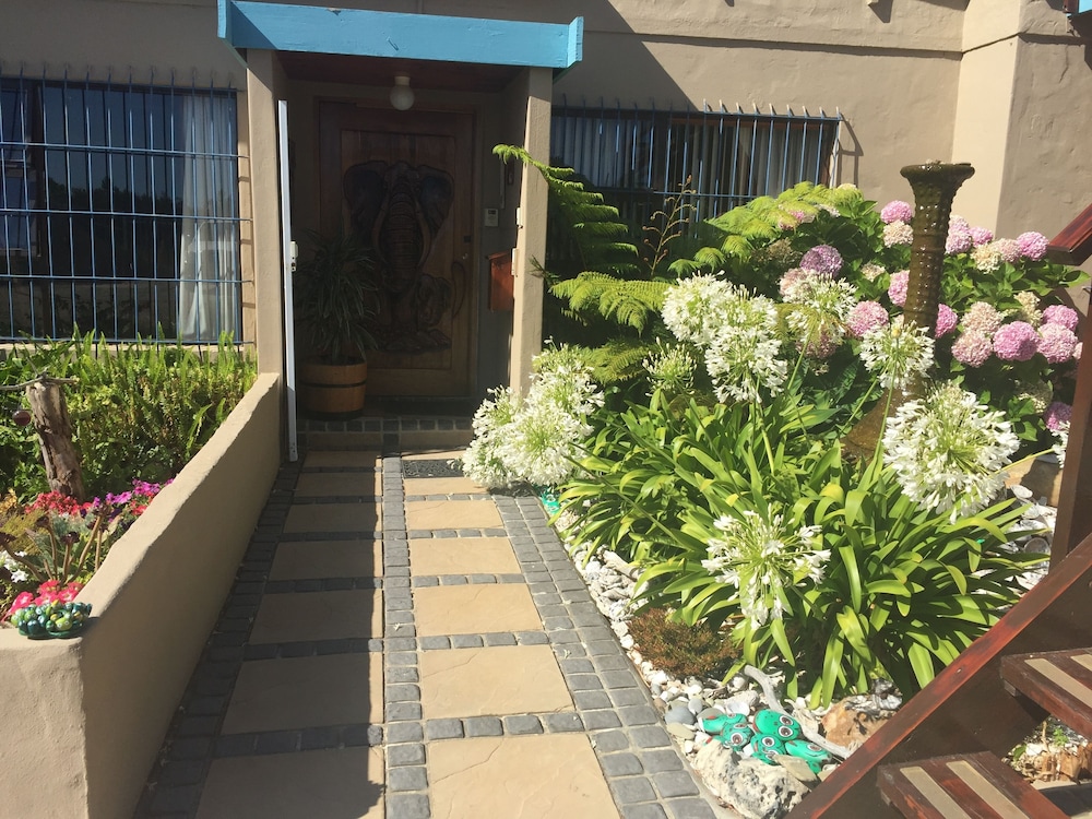 Fisherhaven Traveller's Lodge - Hostel