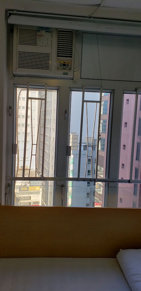 Sunrise International - Boutique Hostel