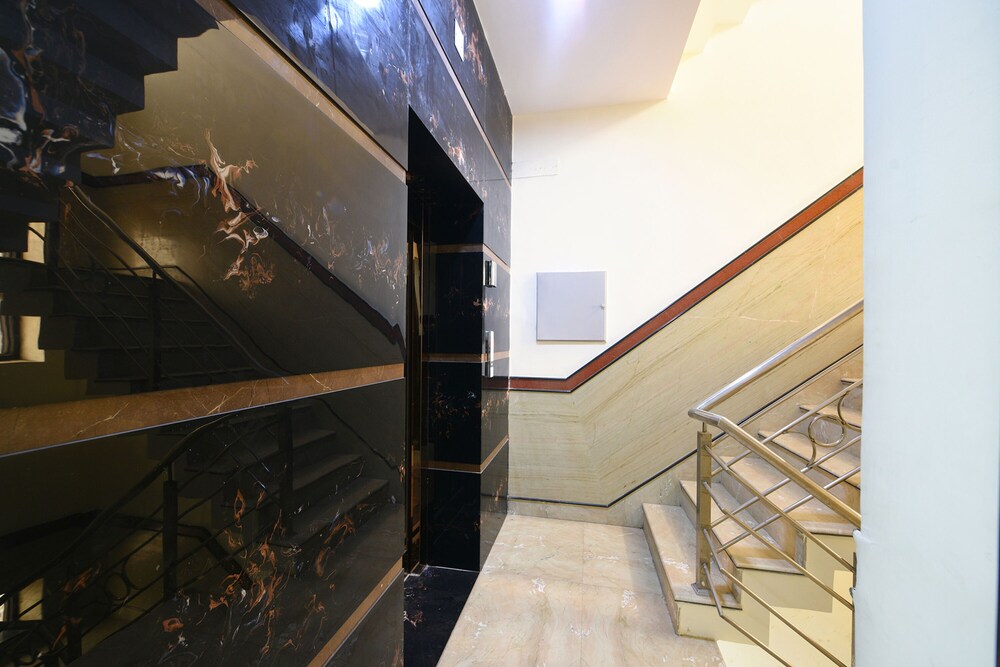 Fabhotel Rudraksh Residency