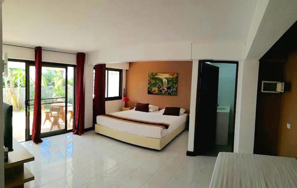 Pink House Samui