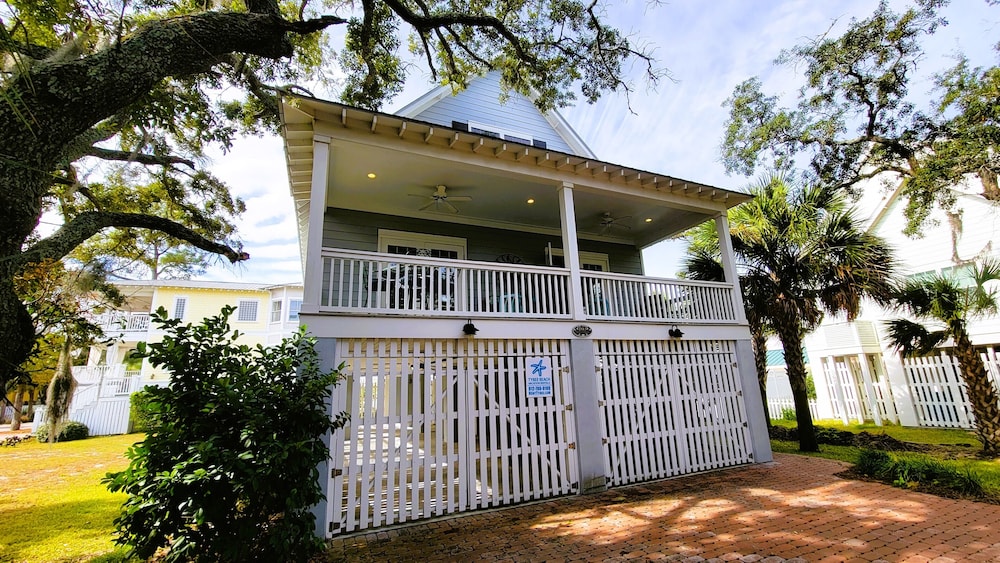 Serendipity by Tybee Vacation Rentals