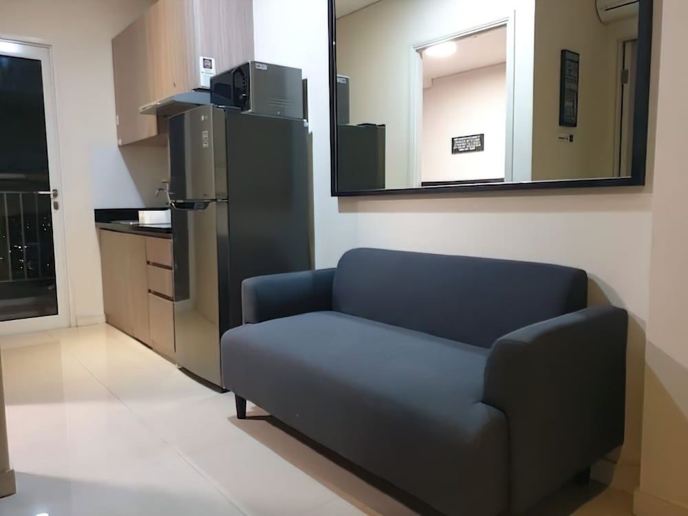 Salute de Madison Park Apartments