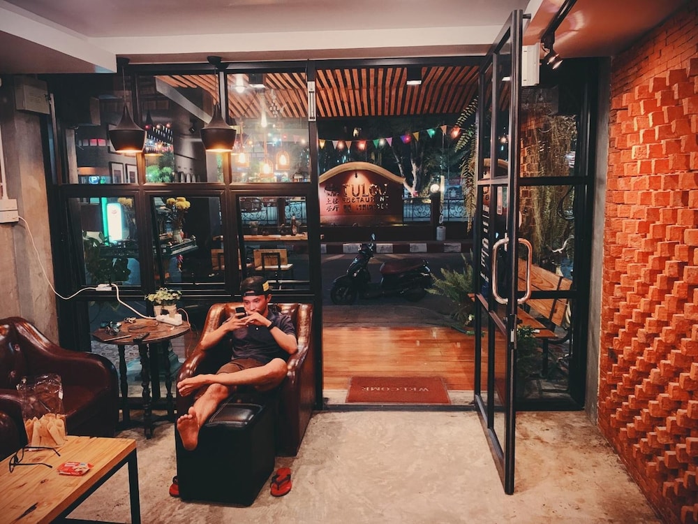 lounge