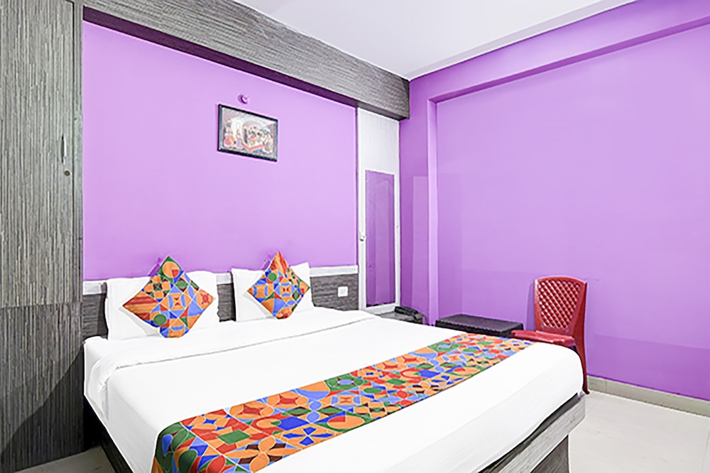 FabHotel Star Lotus