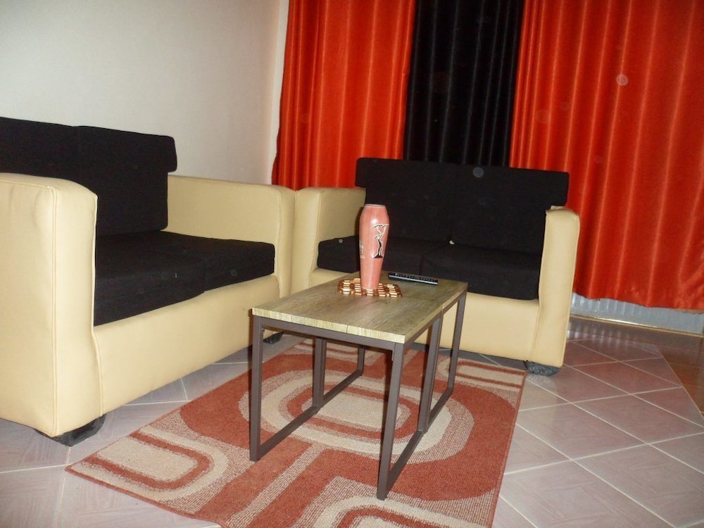 Kuniville Guest House
