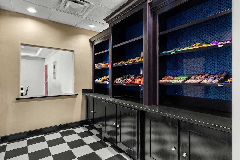 Quality Inn & Suites Pearsall