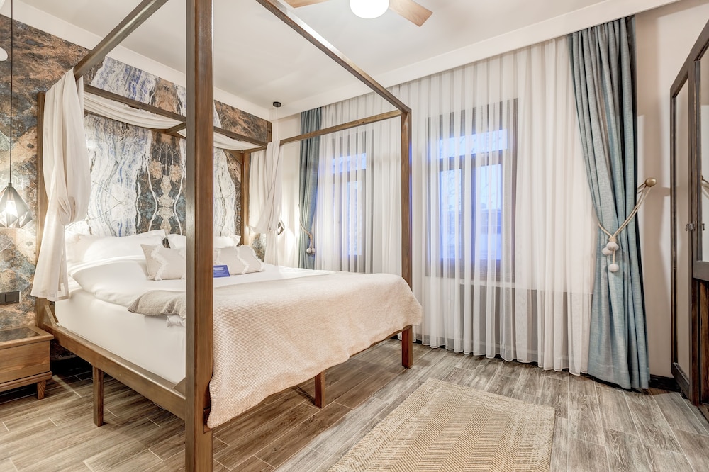 Parna Hotel - Image 64