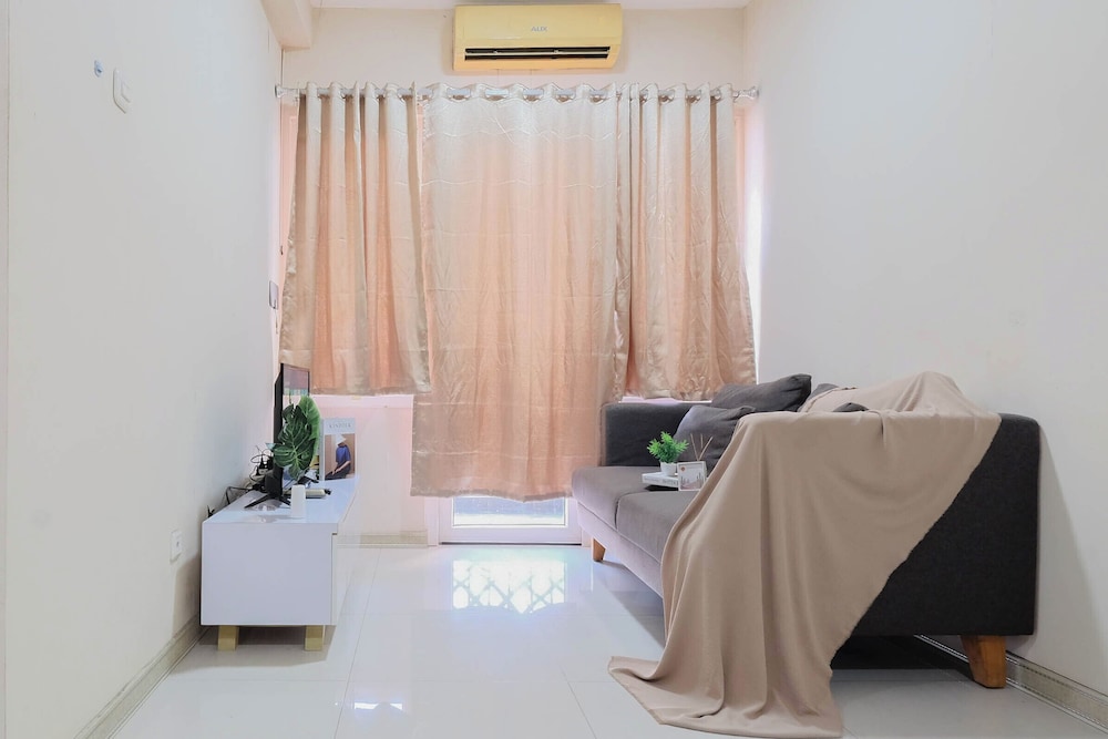Strategic 2Br Apartment Grand Palace Kemayoran