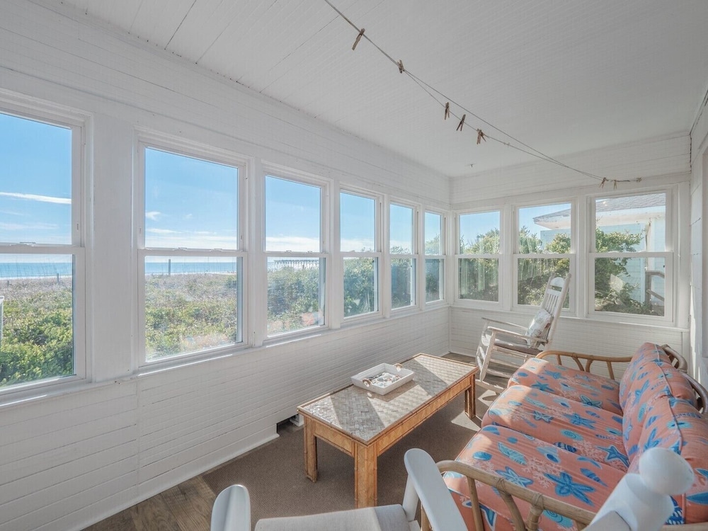 703 By The Sea by Topsail Realty