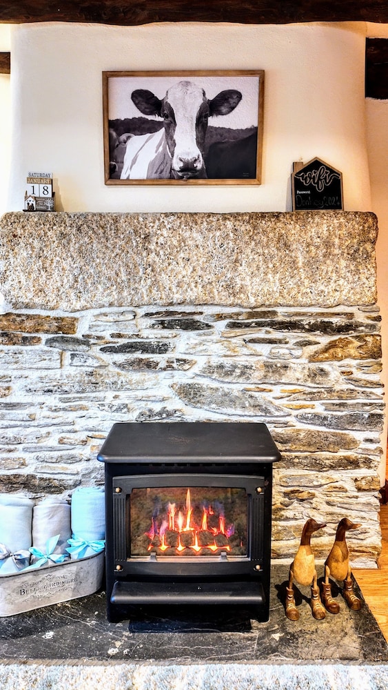 Haycombe Farm Cottage
