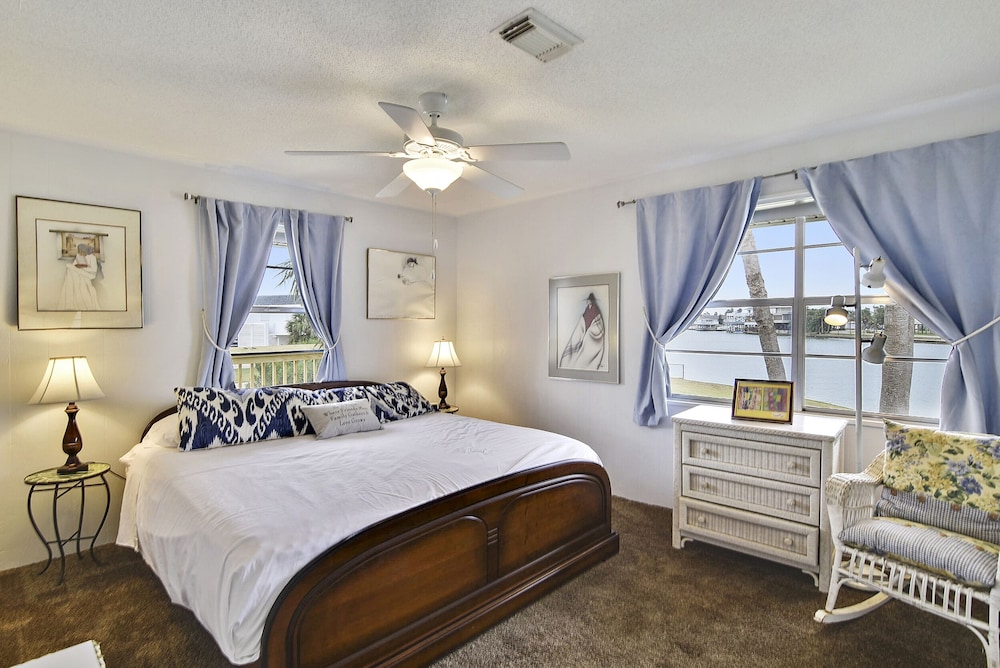 Prager Bay View by Ryson Vacation Rentals view 5