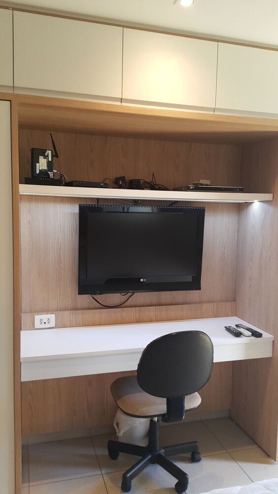 Charming Furnished Studio Flat
