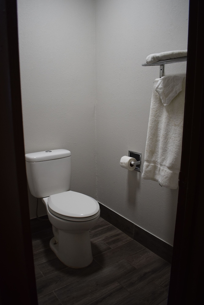 Budget Inn Ardmore - Property Image 13