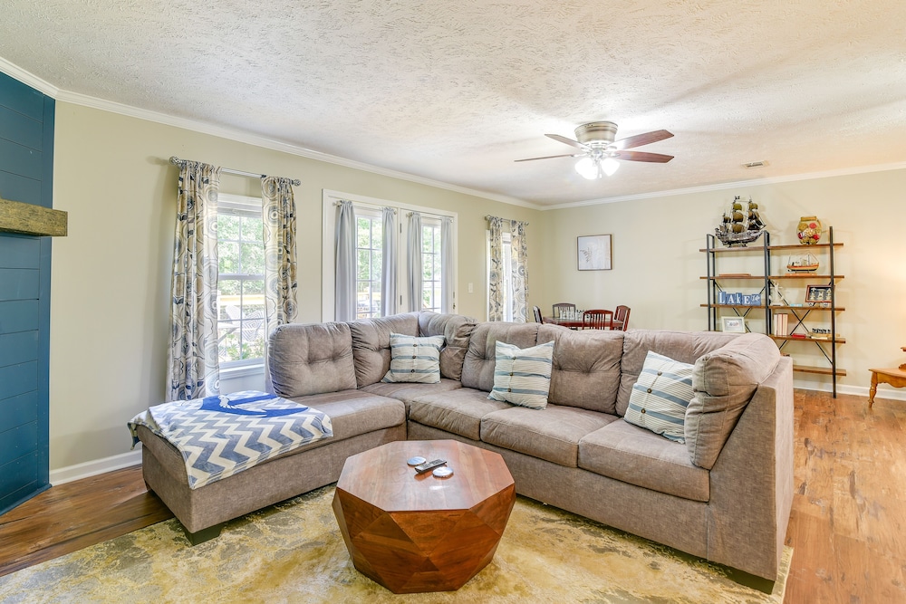 Benton Vacation Rental Near Kentucky Lake! view 3