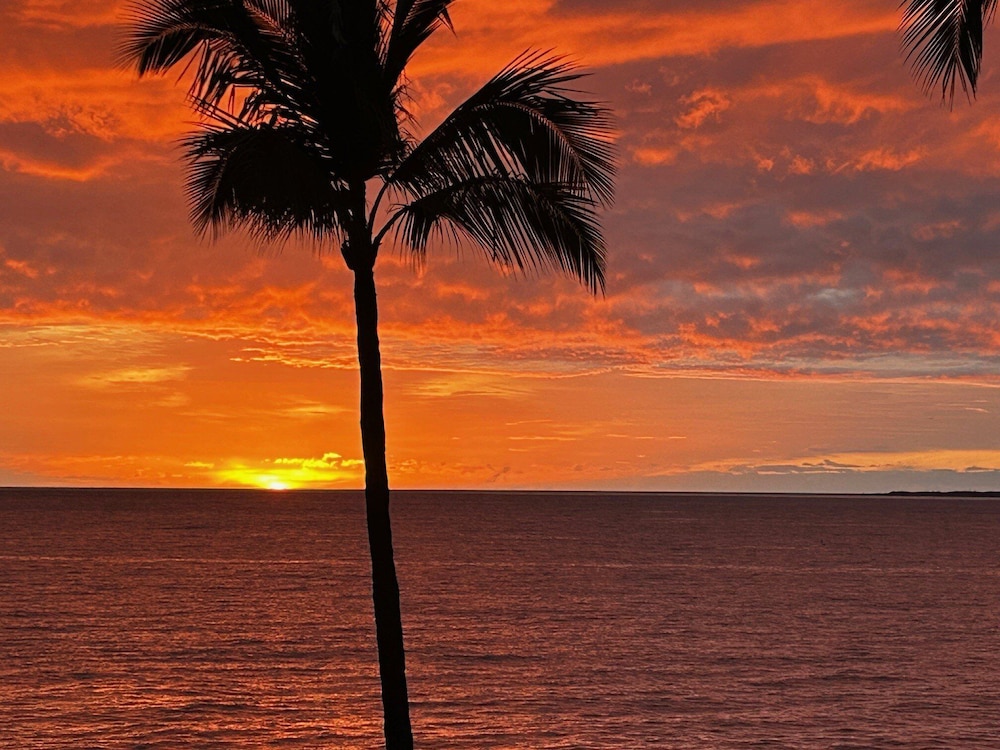 Beautiful Ocean Views - Close to Town - Wifi - Vrkcv