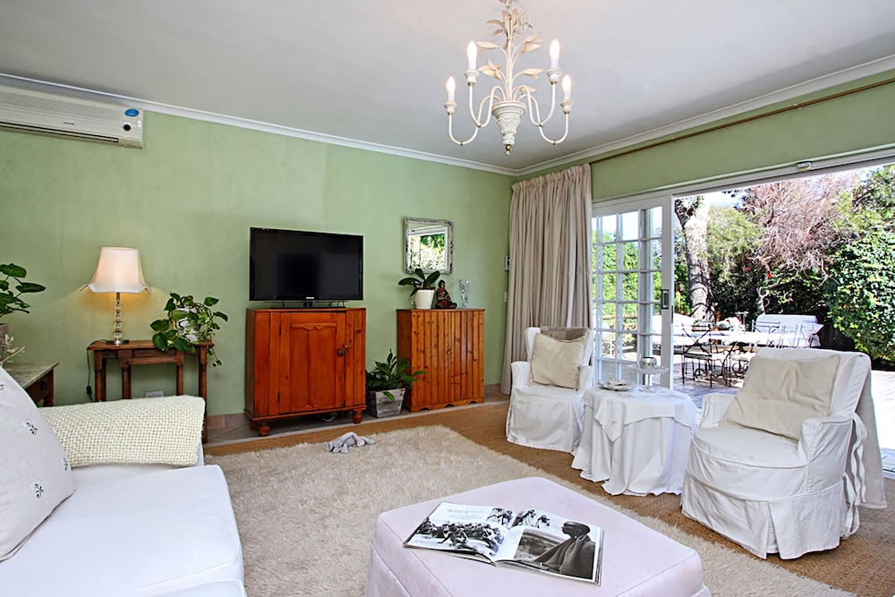 Darling Villa