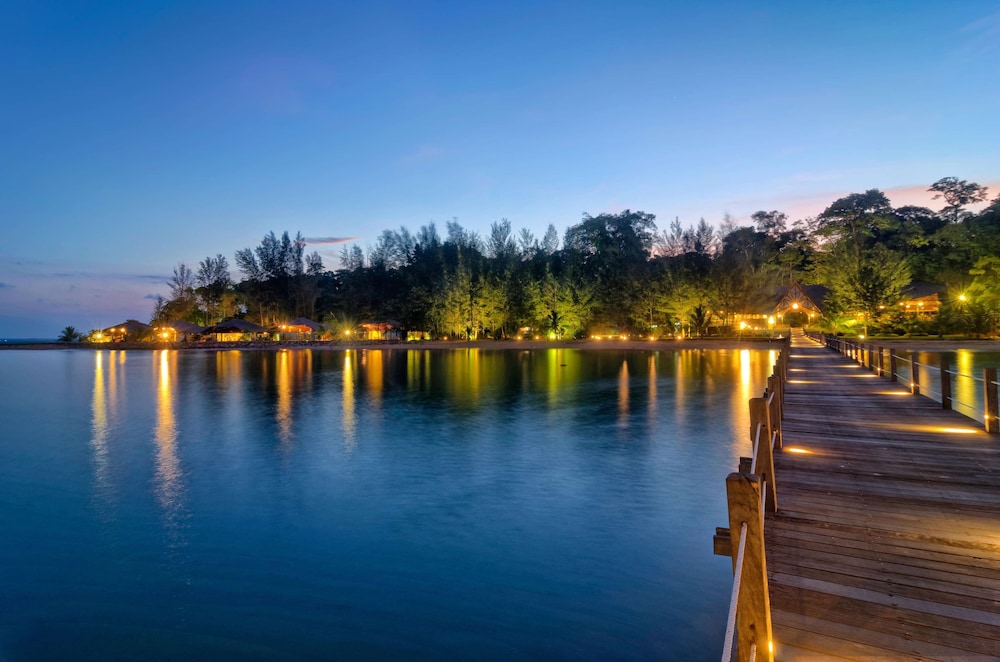Borneo Eagle Resort