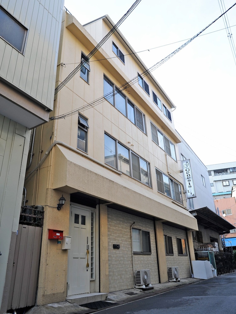 Genesis Apartments - Ebisu Building