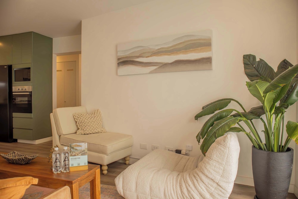 w Stunning 1BR in Miraflores