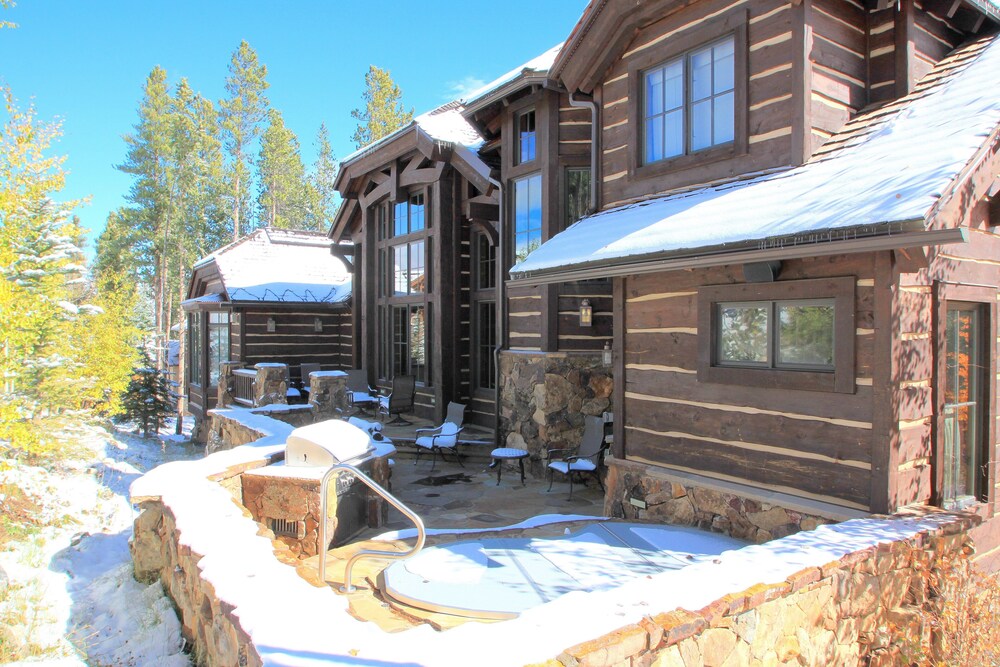 Ski Bridge Lodge - Ski In / Ski Out