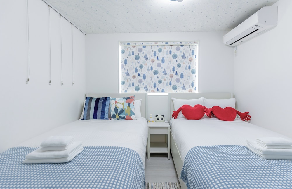 Nishikujo Maison Le Bleu Chigusa