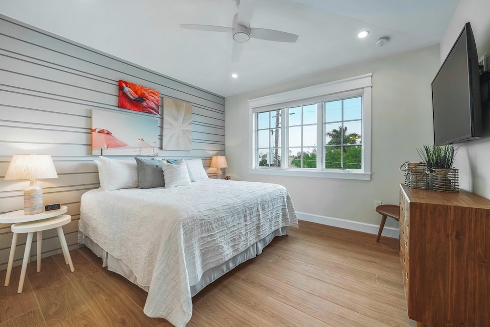 The Oasis in Siesta Key view 2
