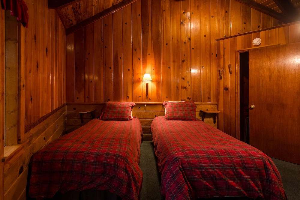 Idyllwild Bunkhouse
