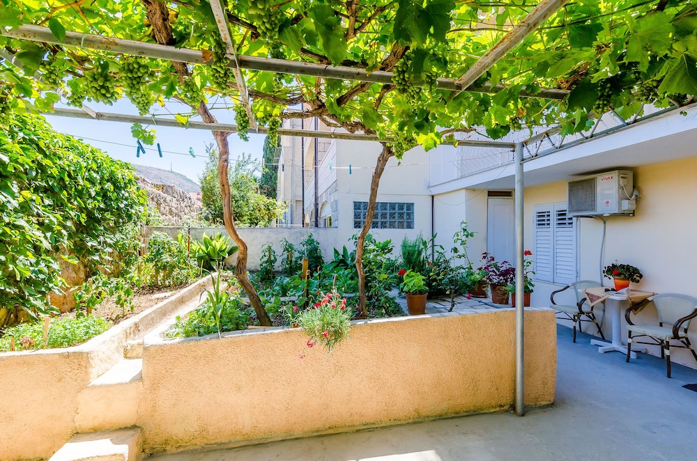 Apartment Lapad Gardin