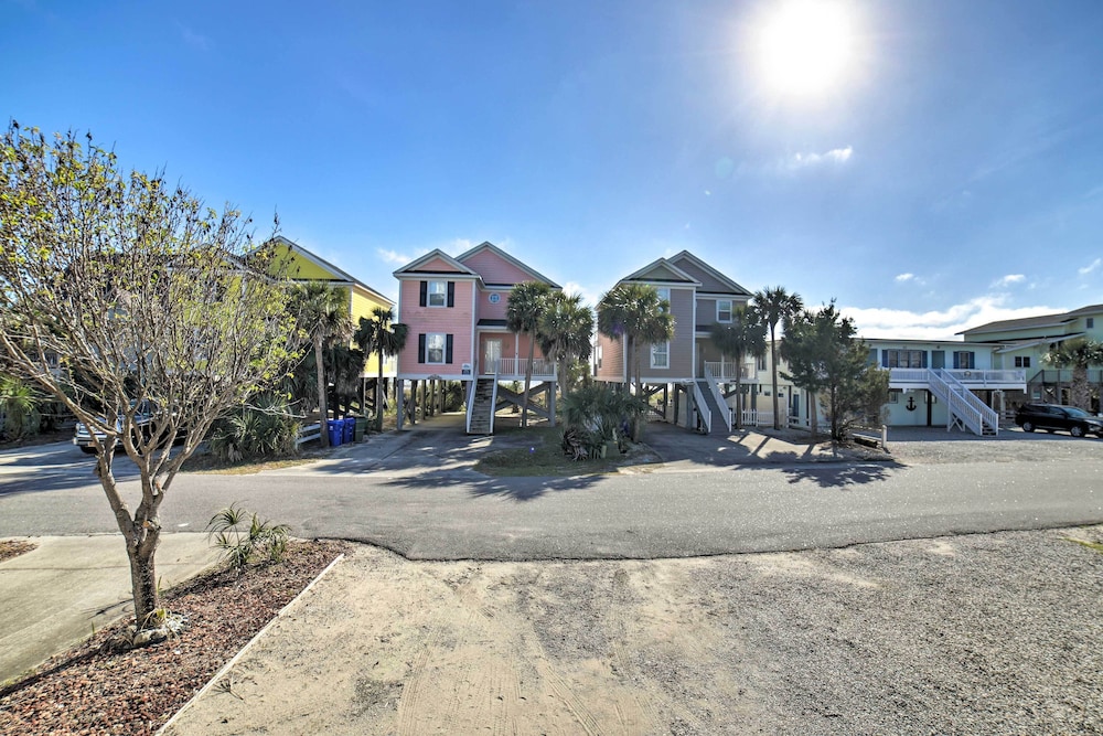 Walk to Surfside Beach: Studio w/ Covered Balcony view 3