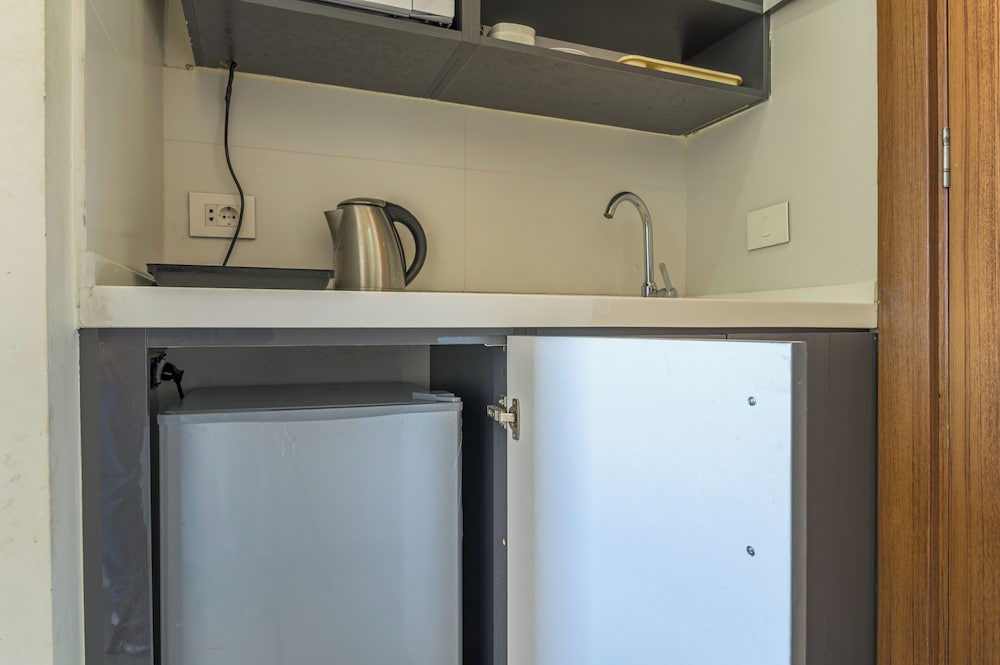 Gate 9 Tower -Studios & Apts Mar Mikhael