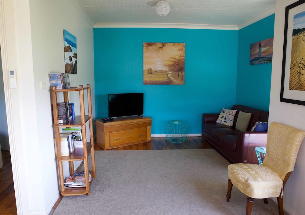 The Spotted Salmon Cottage - Property Image 3