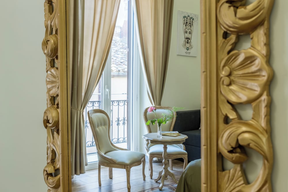 Kéramos Luxury Rooms