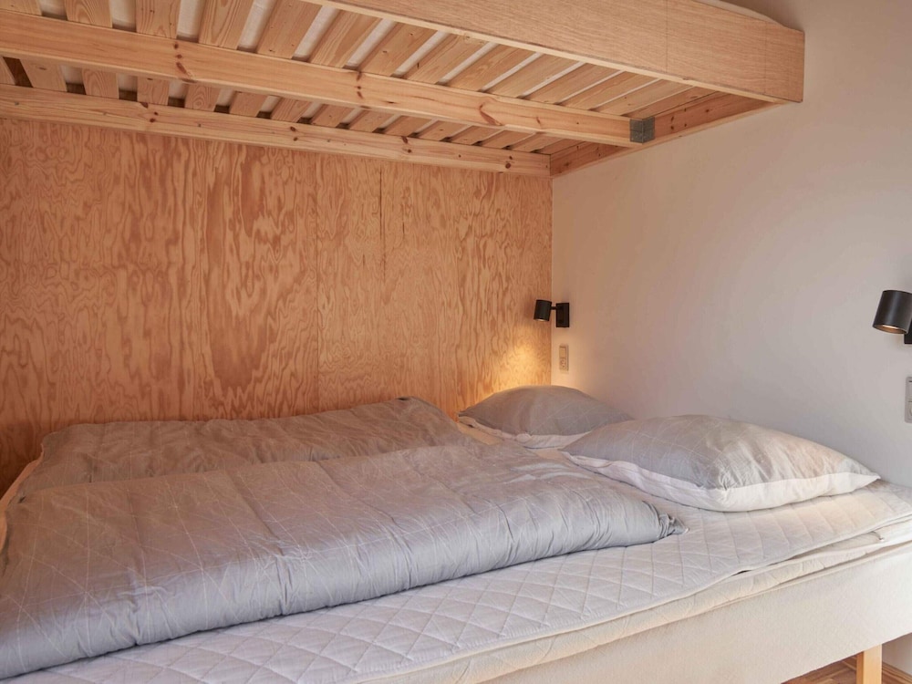 5 Star Holiday Home in Ronne