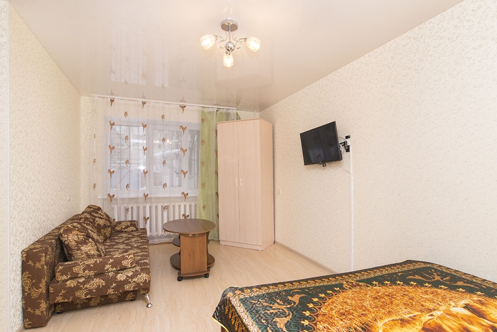 Apartments on Vostochnoy Ieropolis-3