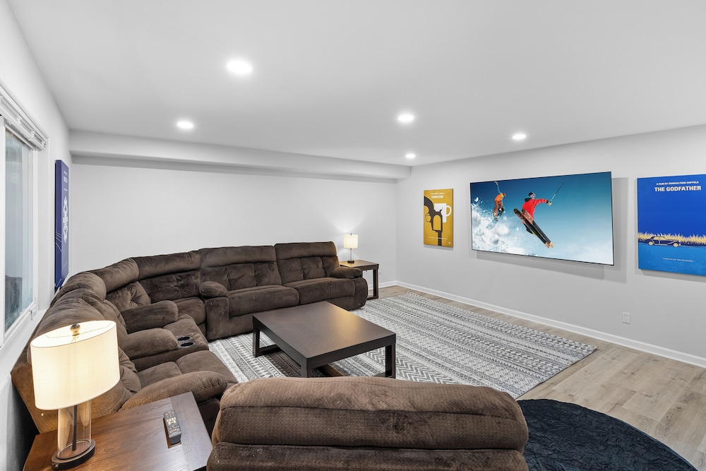 Mountain View Manor #2546