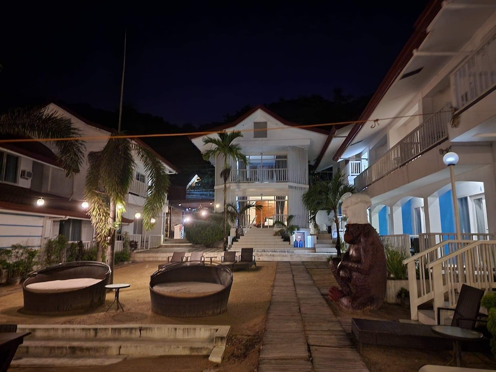 Stunning Republic Beach Resort