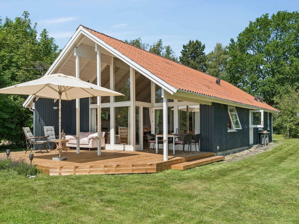 4 Star Holiday Home in Store Fuglede