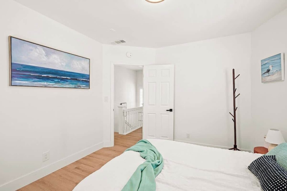Cozy Retreat Near Downtown Perfect for Families