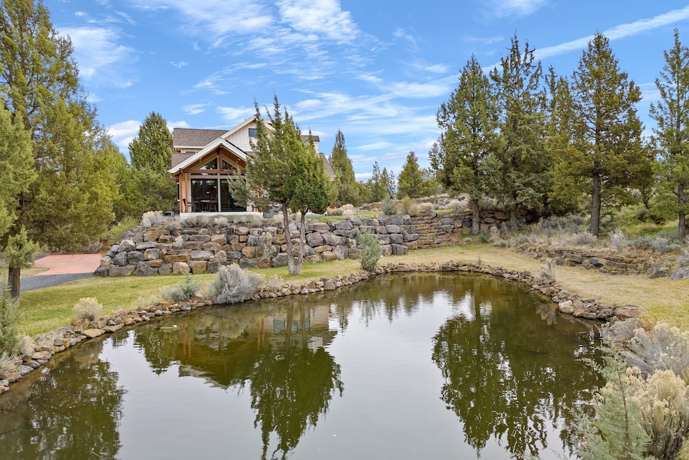 High Lowe 4 Bedroom Home