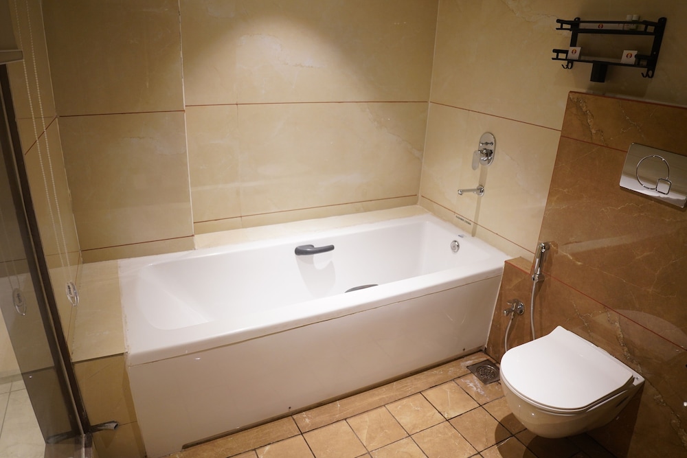 Hotel Status Inn