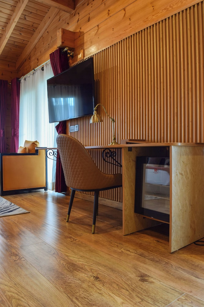 Ridge Cabin Resort